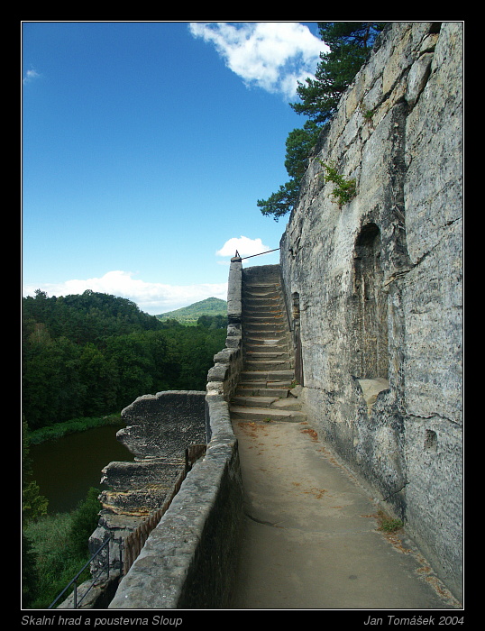 Skalní hrad a poustevna Sloup