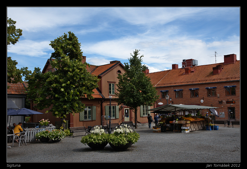 20120718_0893_small.jpeg